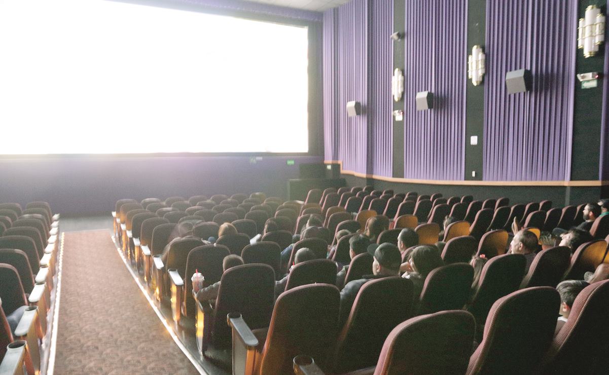 Abrirán cines en la CDMX, teatros permanecerán cerrados