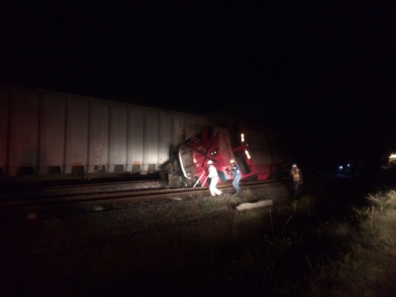 Descarrila tren en Querétaro; presumen intento de robo