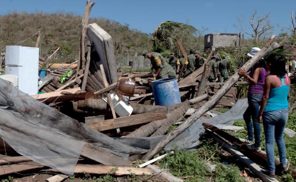 Huracán "Otis" alcanza los 2 mil 105 mdd por daños en Guerrero; avanzan pagos e indemnizaciones