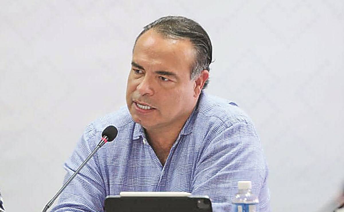 Funcionario de Durazo renuncia por presunto “negro pasado”