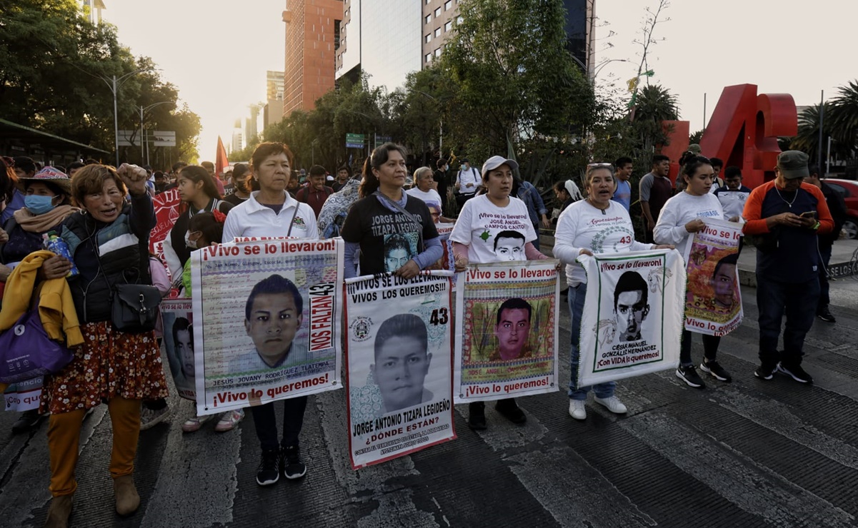 Ni ven ni oyen a grupos ligados a los 43 desaparecidos de Ayotzinapa