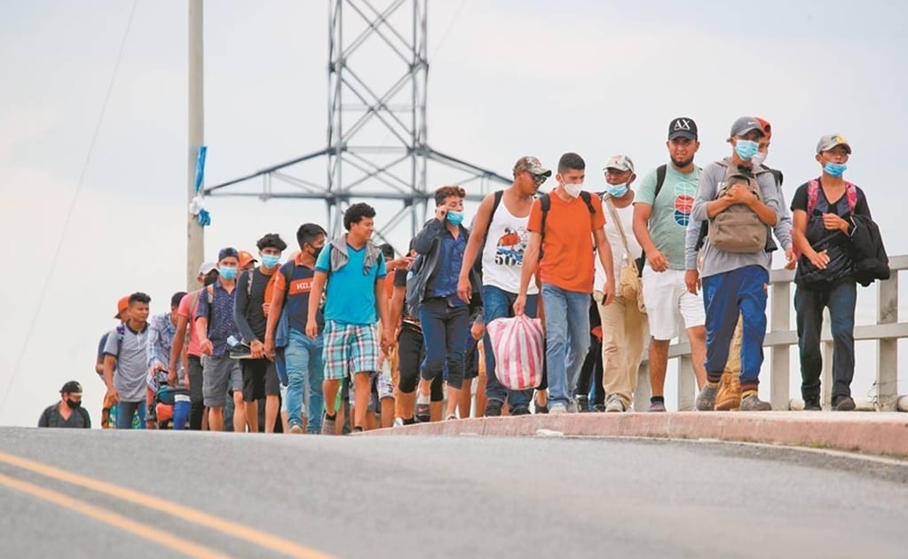 Rescatan a 54 migrantes de un domicilio en Zuazua, Nuevo León; 19 son menores de edad