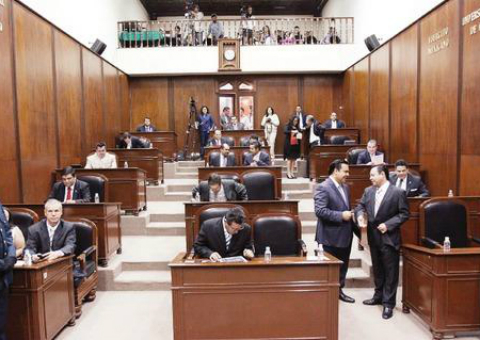 Tendrán diputados 90 mdp para gestionar