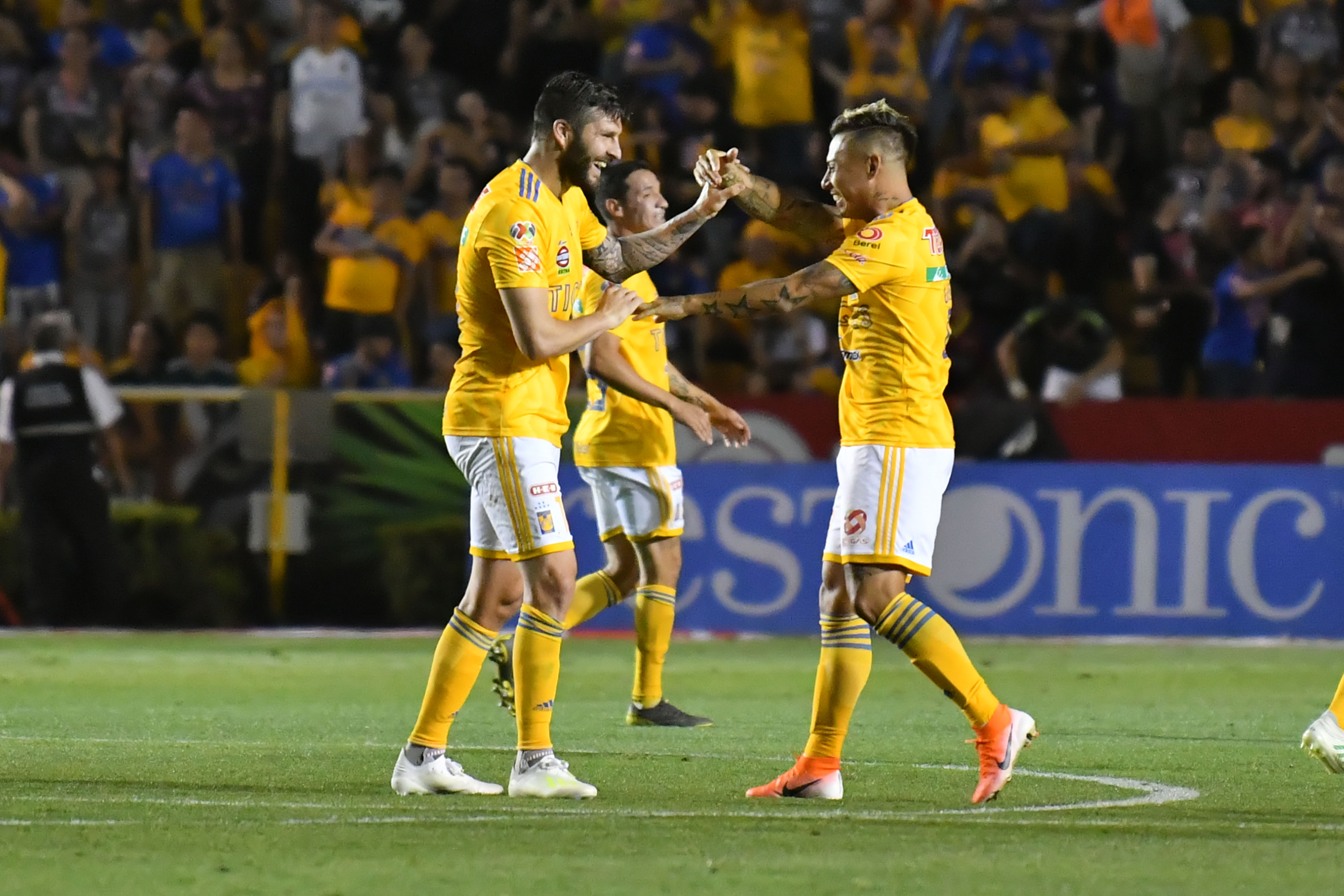 Tigres rescata empate contra Morelia