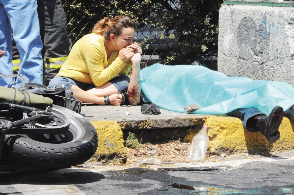 Al "Torito", quien cruce la calle hablando por celular: PRI