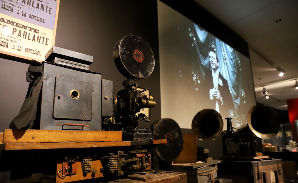 Llega a la Cineteca la exposición "Desde que existe el cine" de Gaumont