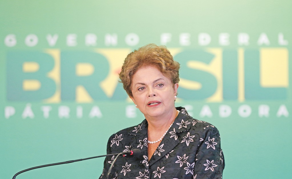"Miente" senador que me implicó en caso Petrobras: Rousseff