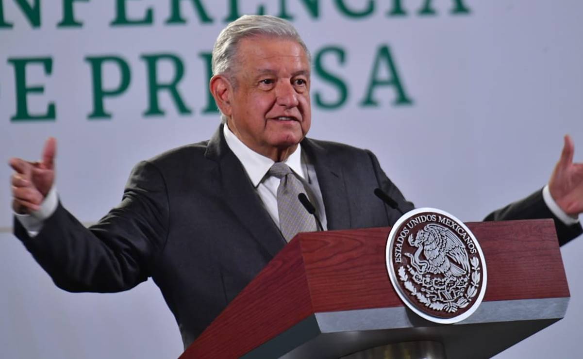 AMLO critica a la CNTE y a Mexicanos contra la Corrupción por oponerse al regreso a clases presenciales