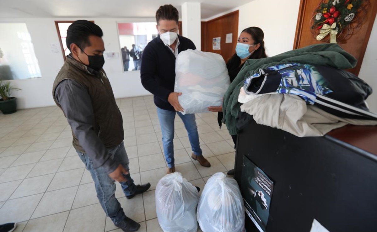 Arman colecta de cobijas y ropa de abrigo para apoyar a familias de San Pablo Autopan, Toluca  