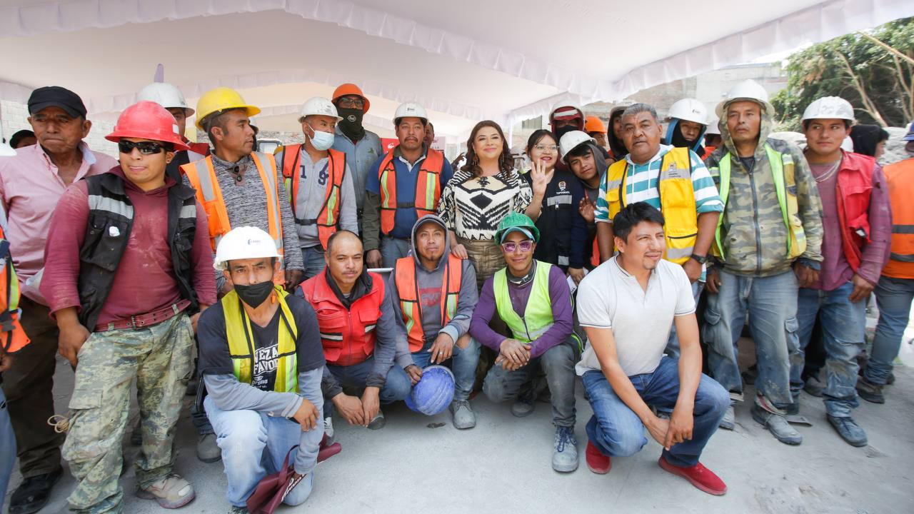 Clara Brugada promete derechos laborales para trabajadores de la construcción en CDMX