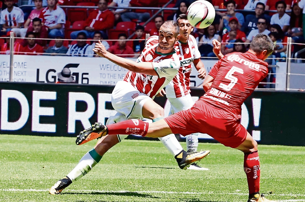 Necaxa enfría el averno escarlata 