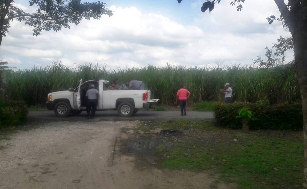 Cierran carretera Cárdenas-Coatzacoalcos por fuga de gas