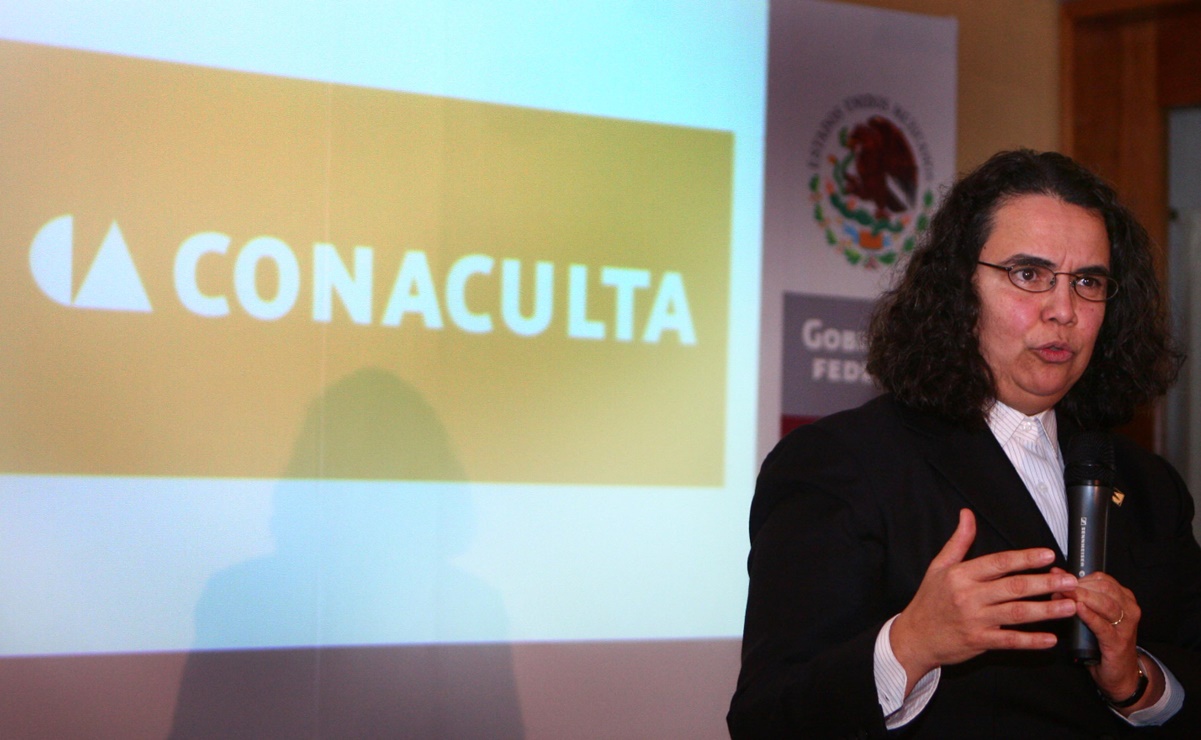 Consuelo Sáizar deja su cargo de directora general de la Feria Internacional del Libro de Monterrey
