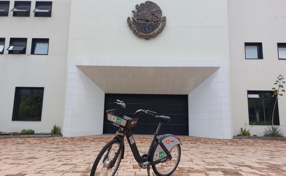 Instalan estaciones de Ecobici en el Complejo Cultural Los Pinos