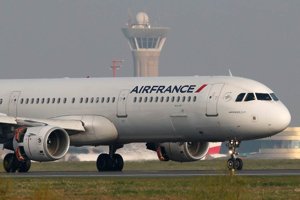 Cazas escoltan avión de Air France a NY tras recibir amenaza