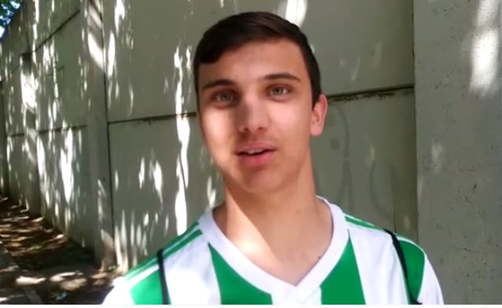 Afición del Real Betis pide más minutos para Diego Lainez