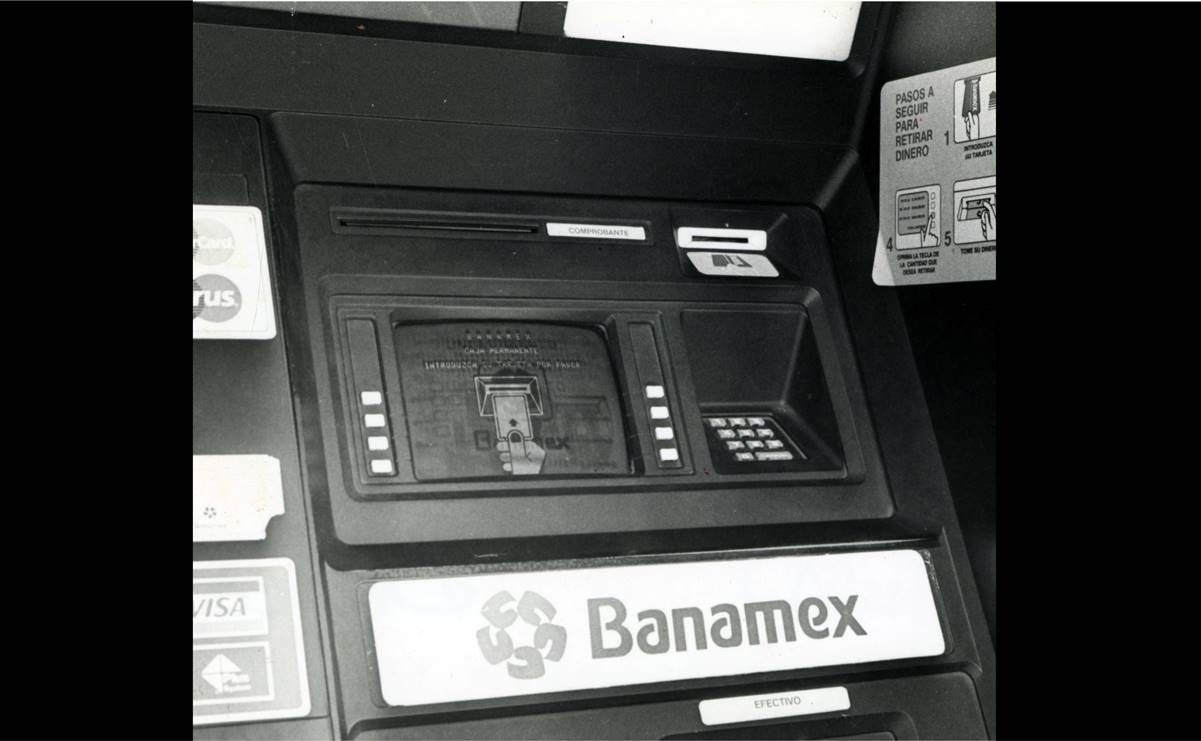 Banamex, la marca precursora del cajero y las tarjetas de crédito, ¿en riesgo de desaparecer?