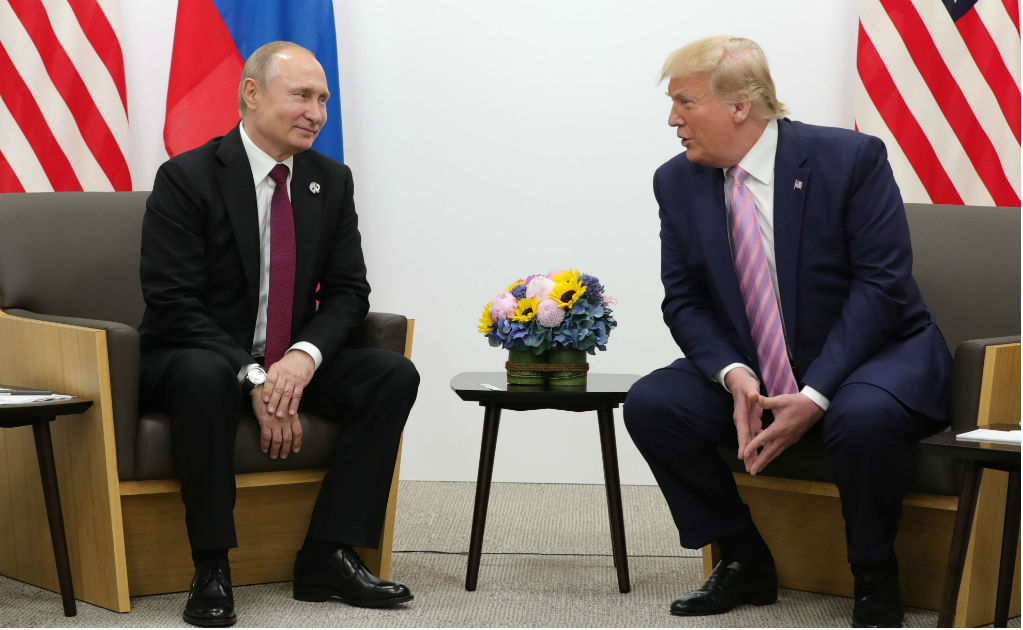 Trump pide a Putin que no interfiera en las elecciones de 2020 en EUA