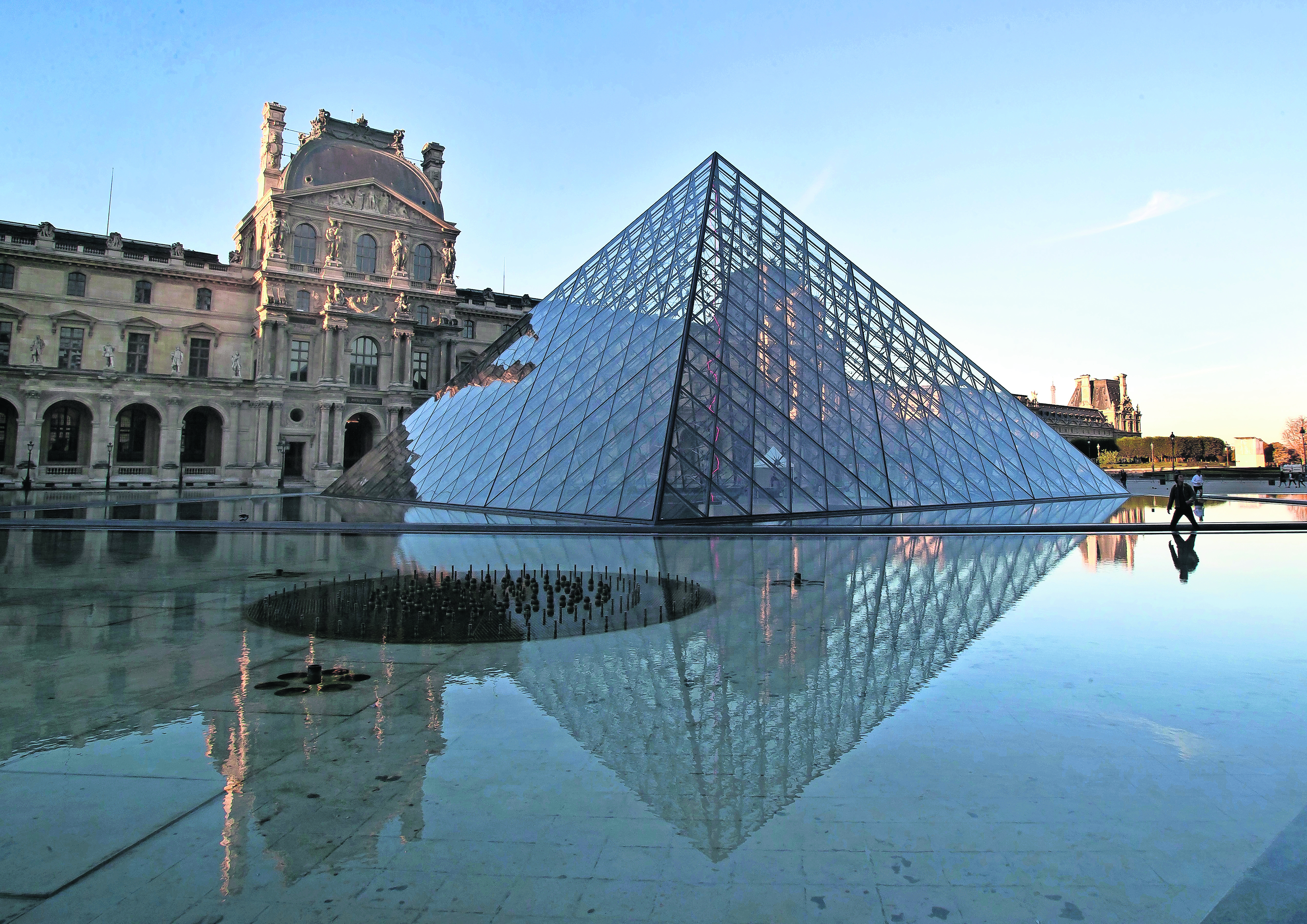 Así es el nuevo Louvre.