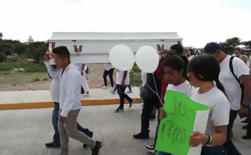 Piden justicia por muerte de menor víctima de bala perdida en Guanajuato