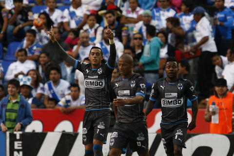 Rayados tiene paso perfecto gracias a Puebla