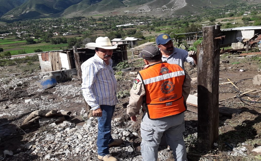 Se desgaja cerro en Veracruz; hay un desaparecido