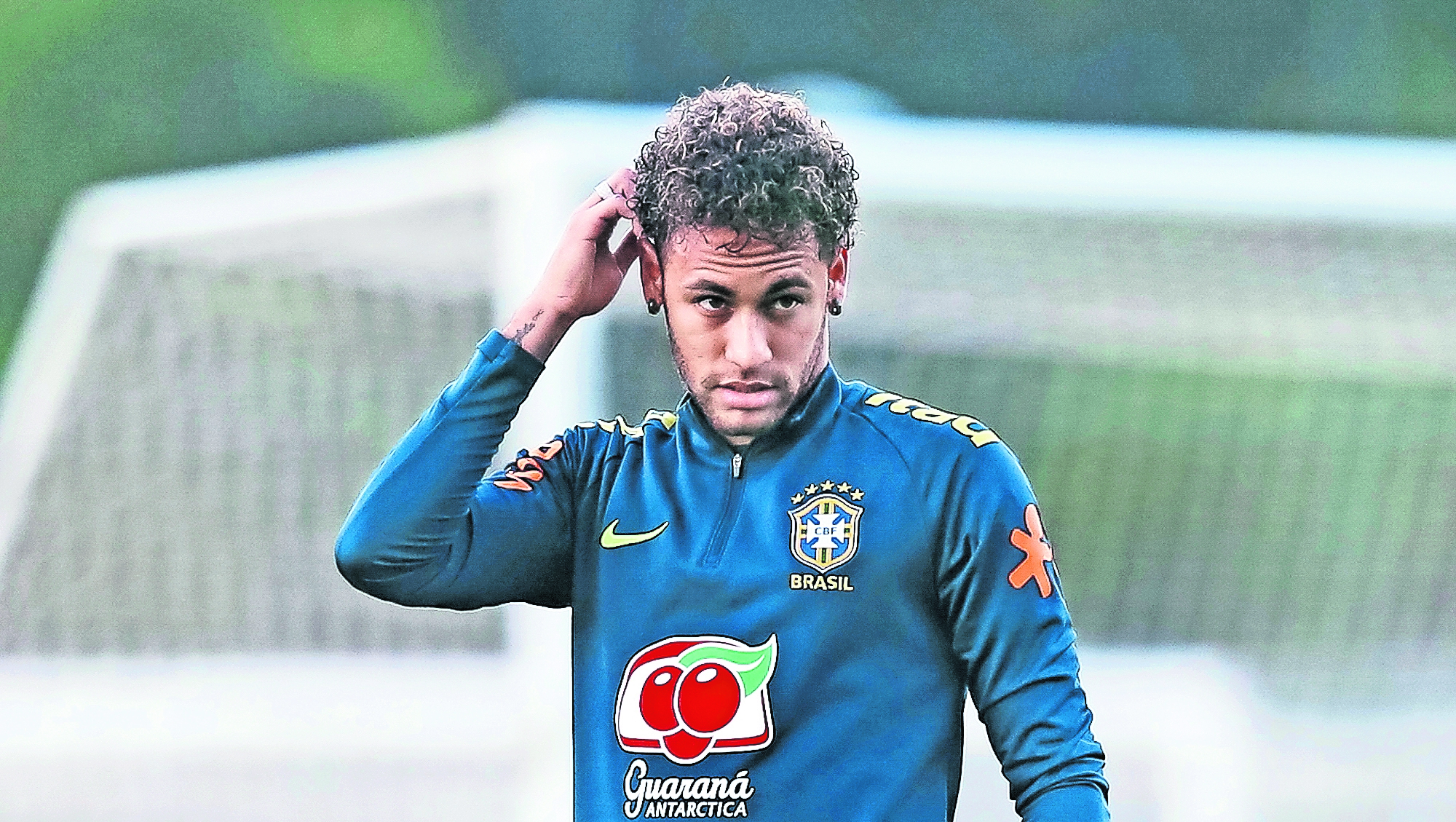 La madre de Neymar defiende a su hijo de las críticas