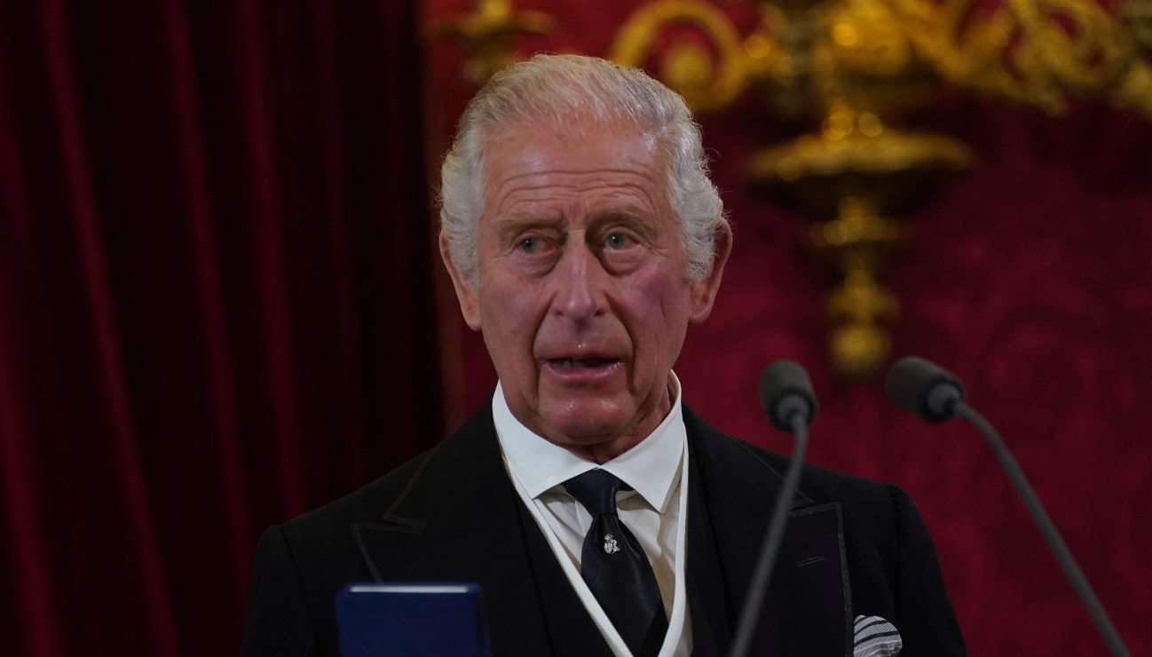 Momento histórico: Carlos III se compromete a defender la paz y prosperidad de su nación en la proclamación como rey del Reino Unido