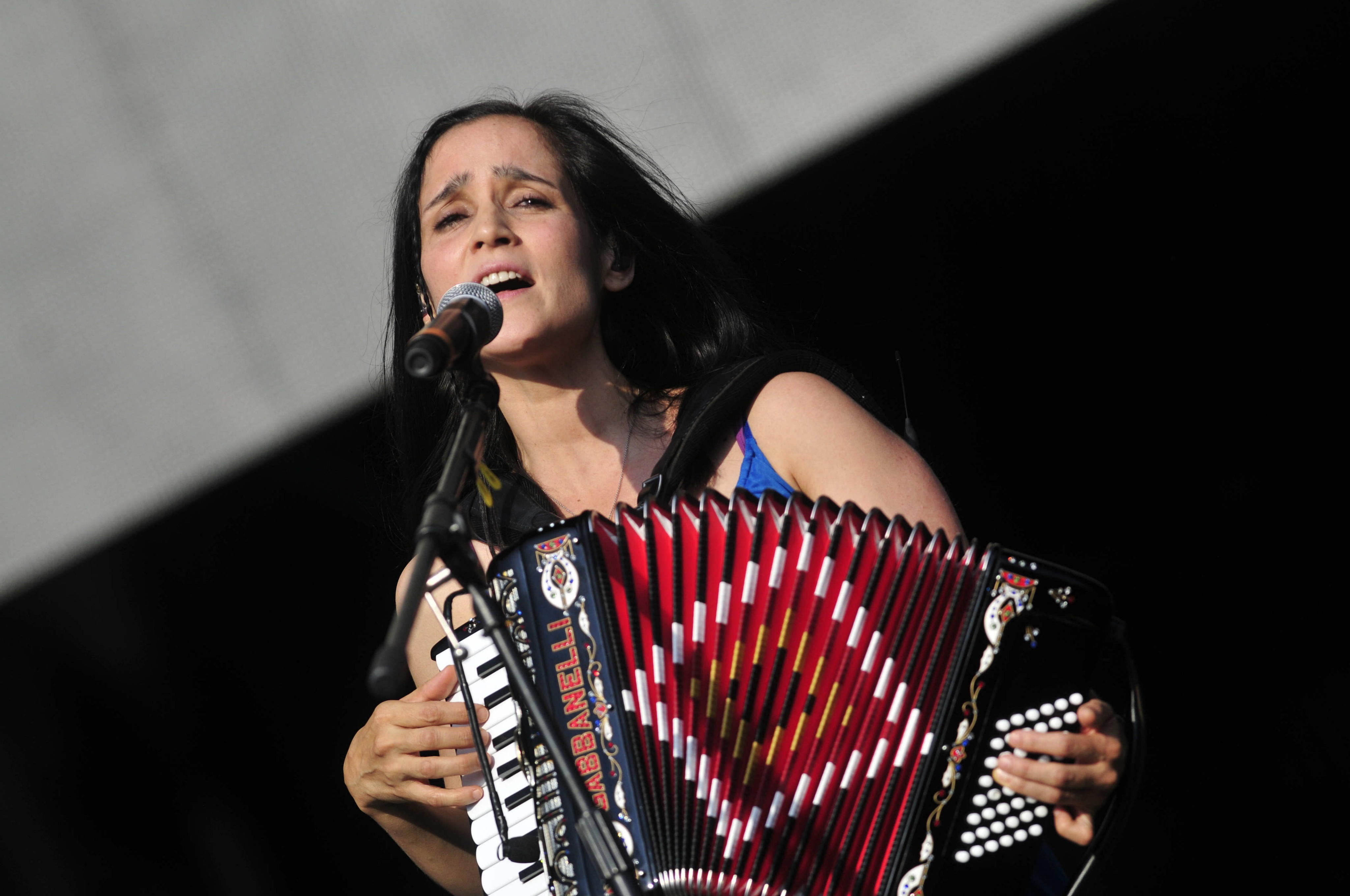 Julieta Venegas se presentará gratis en el Zócalo de la Ciudad de México: fecha, horario y artistas invitadas