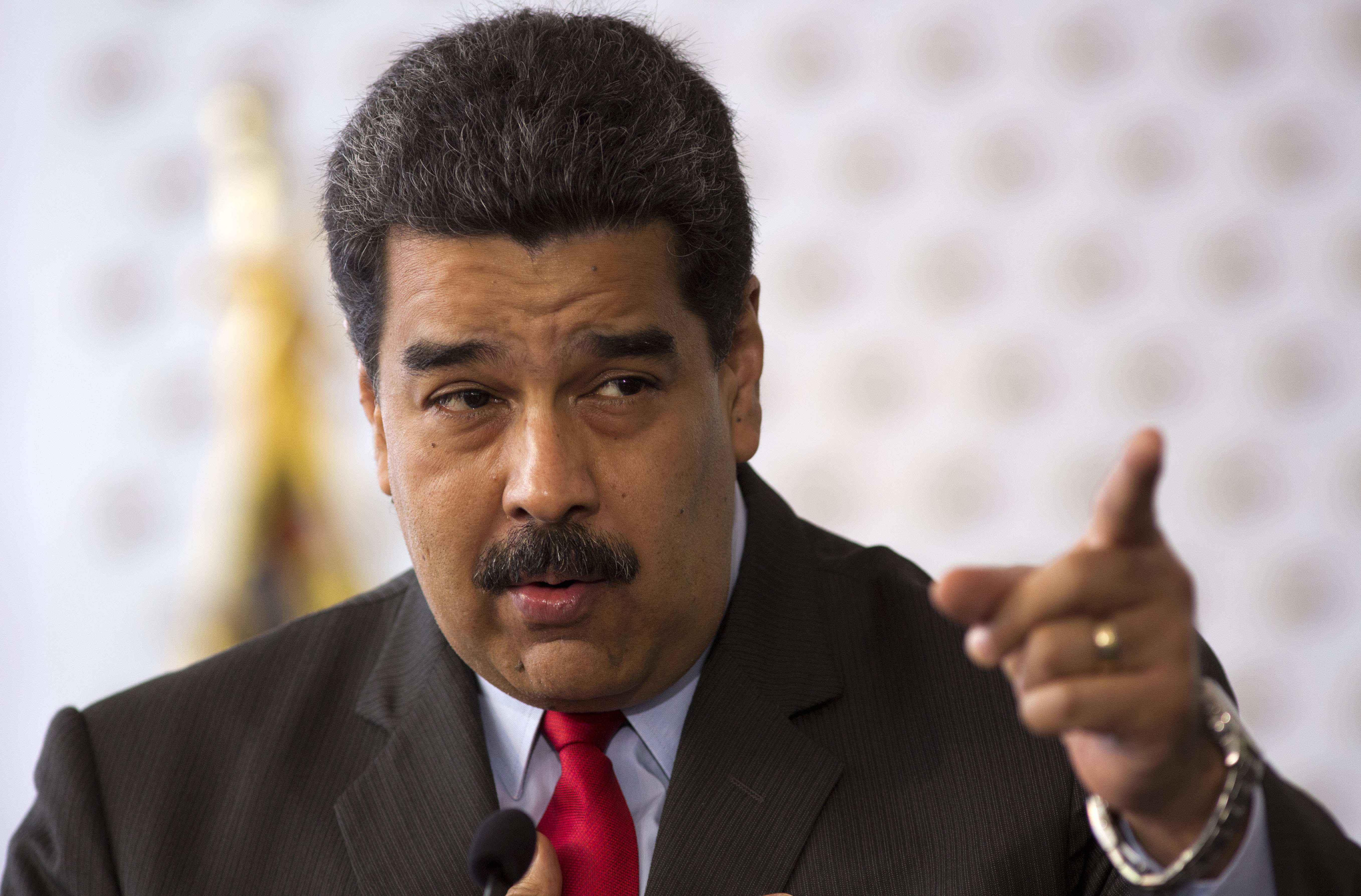 Elecciones en Venezuela serán "lección" para Santos, Trump y Rajoy, dice Maduro