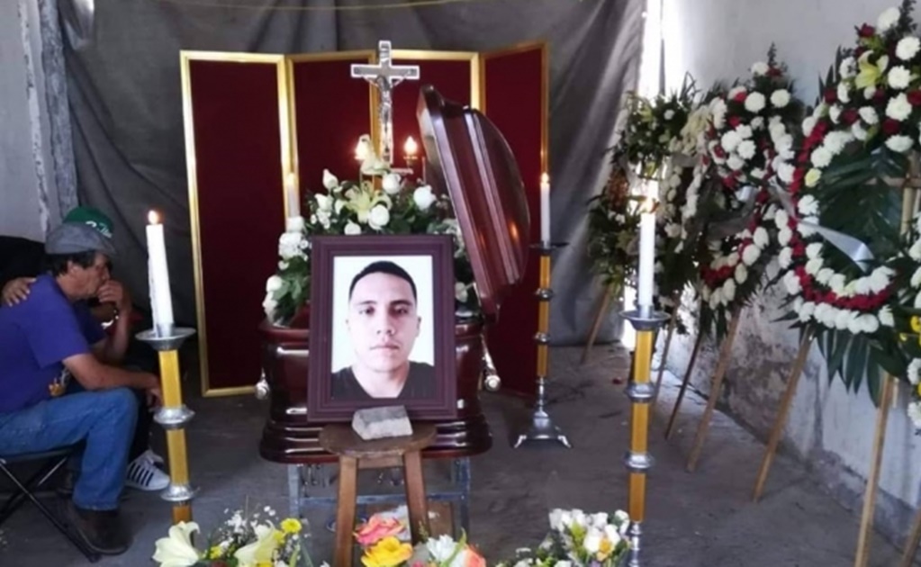 Analizan video de policías que someten a joven que murió en Universidad de Zacatecas