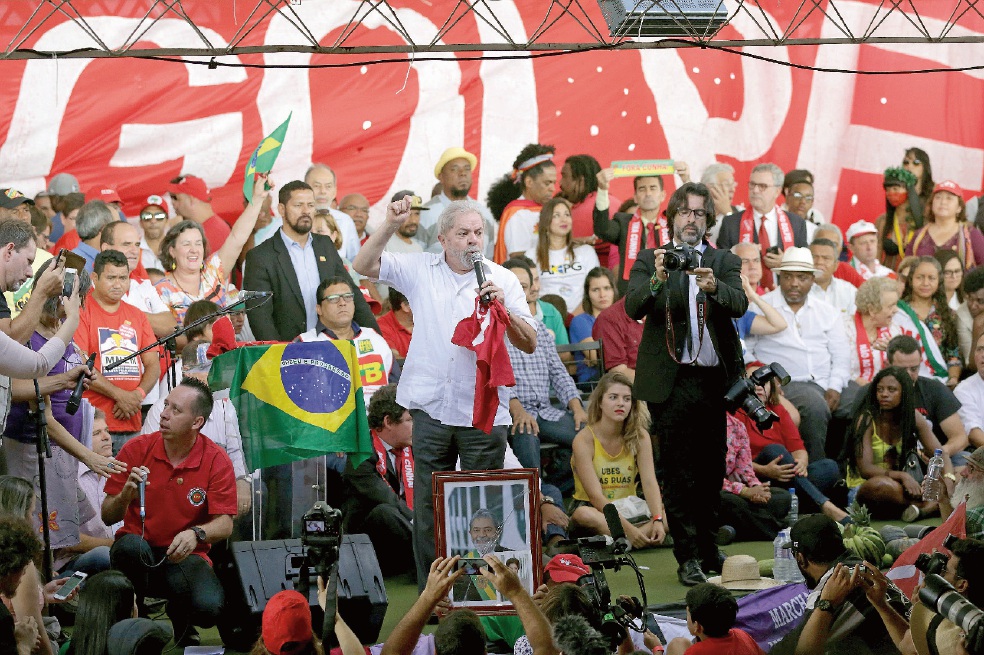 Dilma busca aliados frente a juicio político