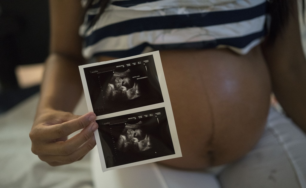 Exhortan a las embarazadas a no viajar a Río por zika