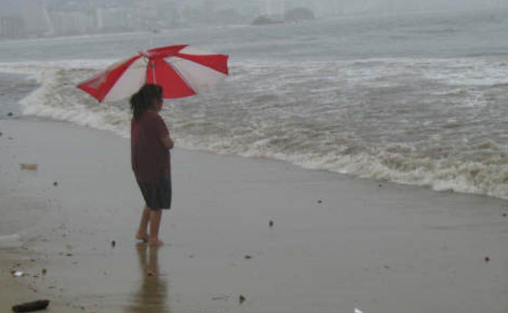 "Newton" genera lluvias en municipios costeros de Jalisco