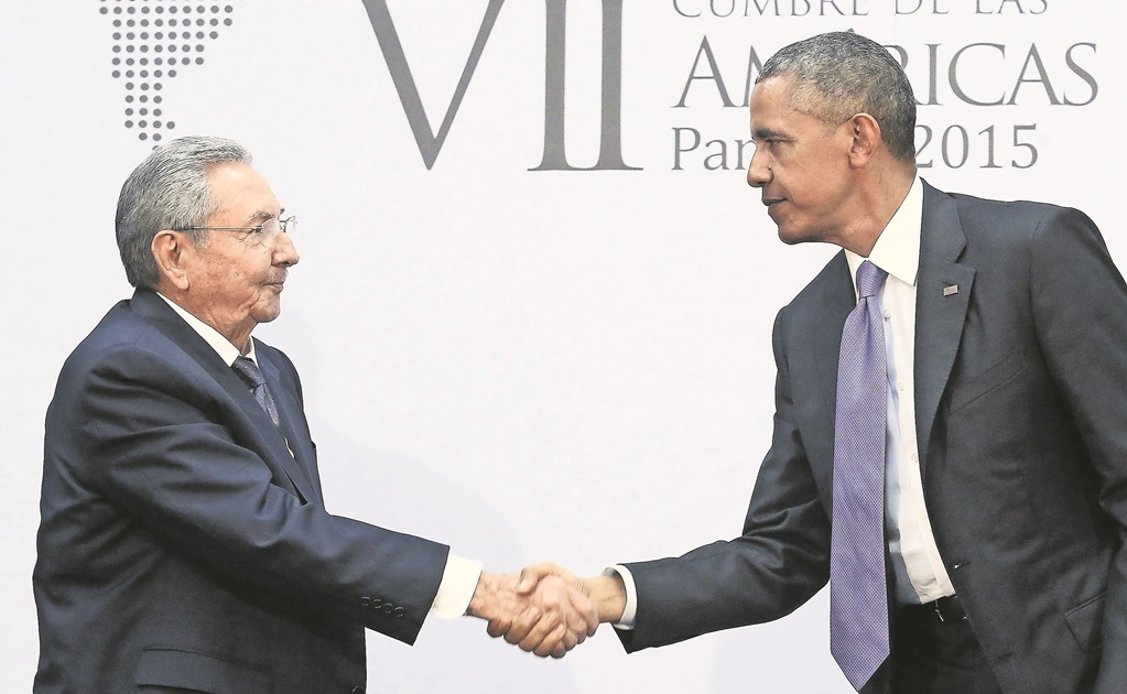 Promete Obama a disidentes tratar DH con Castro