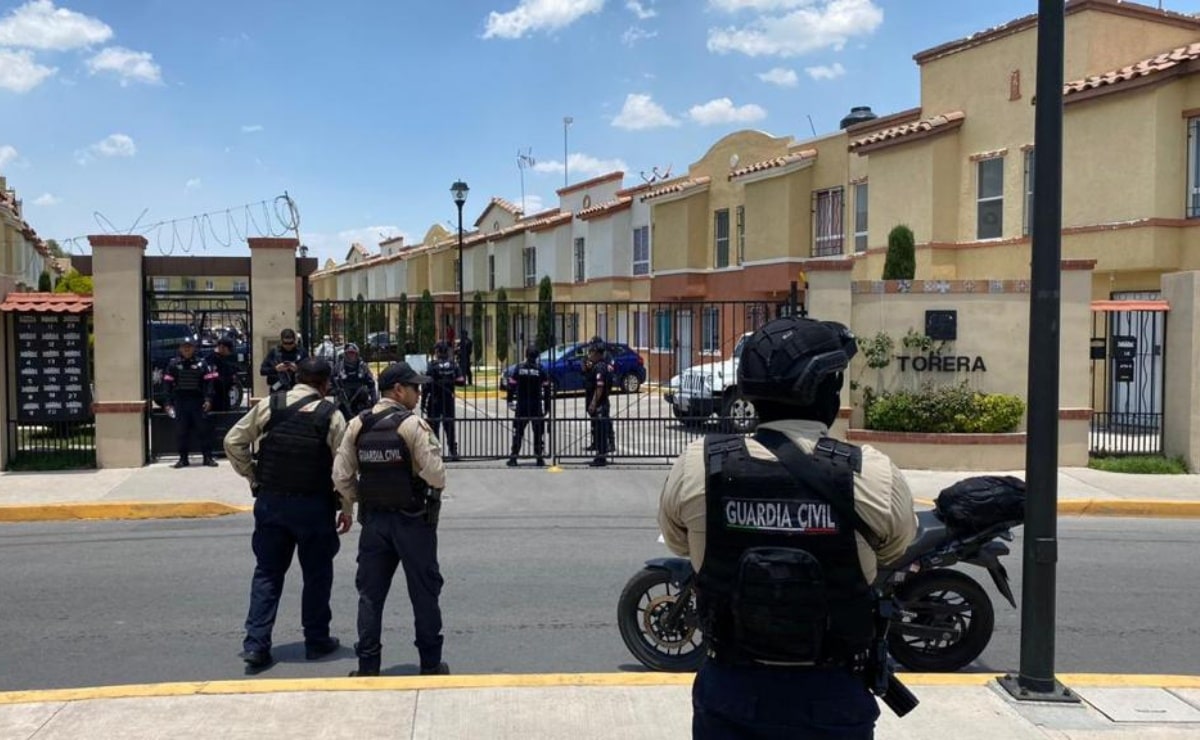 Muere sujeto tras enfrentamiento con policías en unidad habitacional de Tecámac