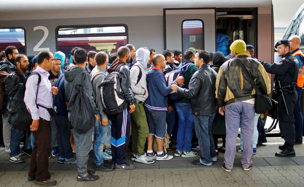 Por migrantes, suspenden trenes de Dinamarca-Alemania