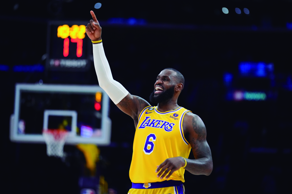 LeBron James renuncia a más de 50 millones de dólares para que Lakers contrate una estrella 