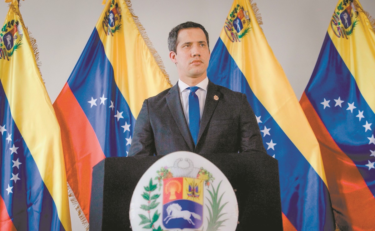 En México puede surgir solución a crisis venezolana: Juan Guaidó