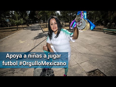 Apoya a niñas de Ecatepec a jugar futbol