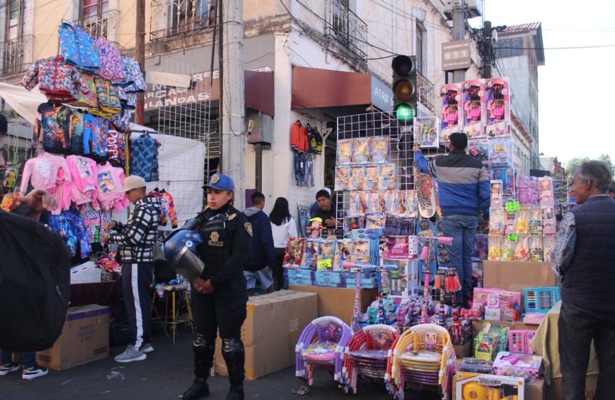 Reyes Magos: Vigilan que comercio no se desborde en calles del Centro Histórico 