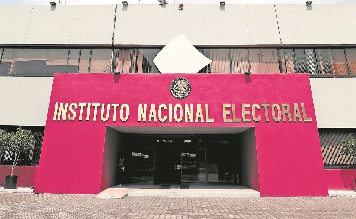 INE convoca a participar por una de las 194 plazas del Servicio Profesional Electoral Nacional