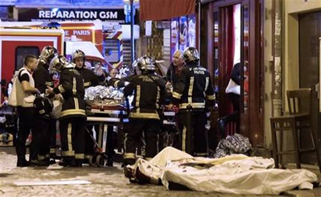 About 140 people killed in Paris attacks
