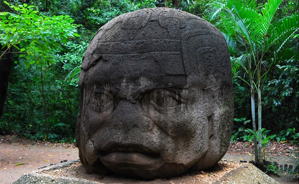 Foreigners vandalize Olmec sculptures in Tabasco