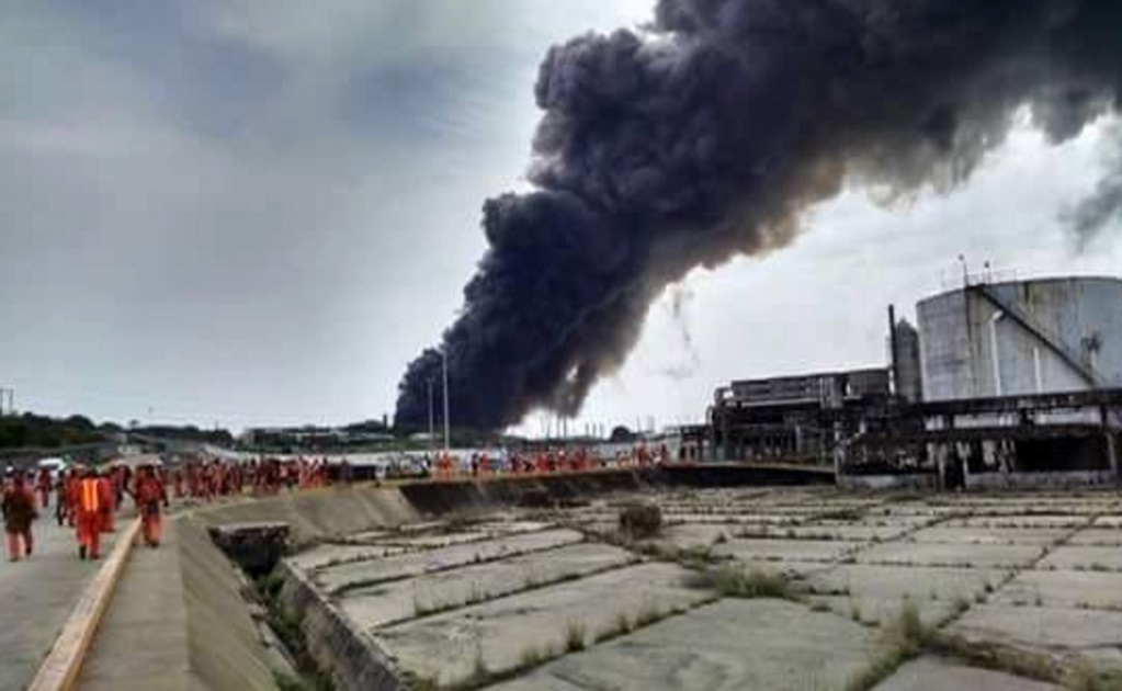 Suman 24 los fallecidos por explosión en Veracruz