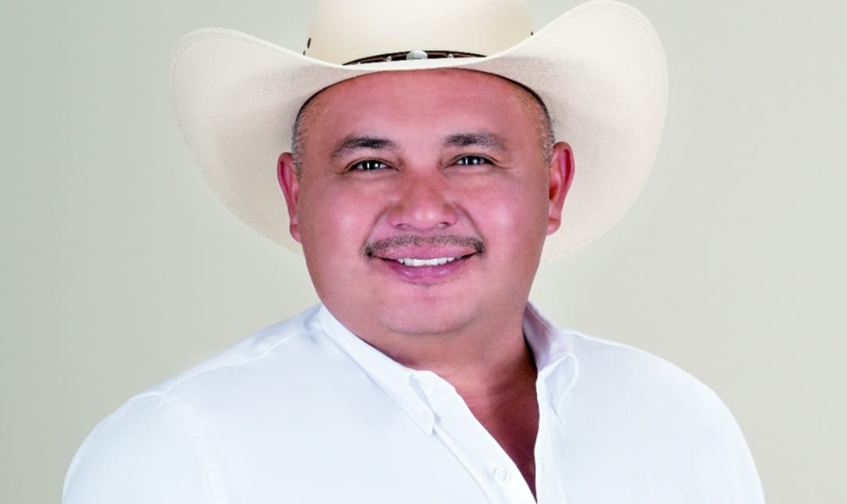 Reportan desaparición de alcalde de Guerrero, Coahuila, junto con su familia, y otros funcionarios municipales