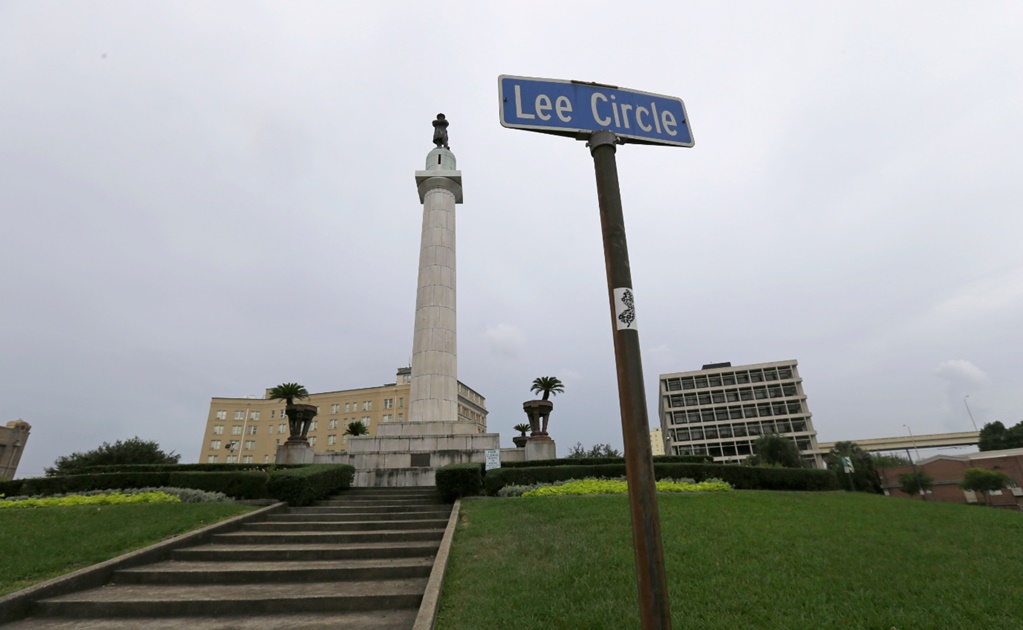 Protestan en Nueva Orleans; exigen retirar monumentos confederados