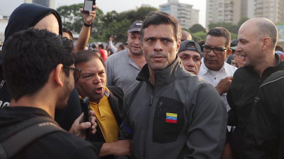 Leopoldo López, el líder opositor venezolano que ahora desafía a Maduro