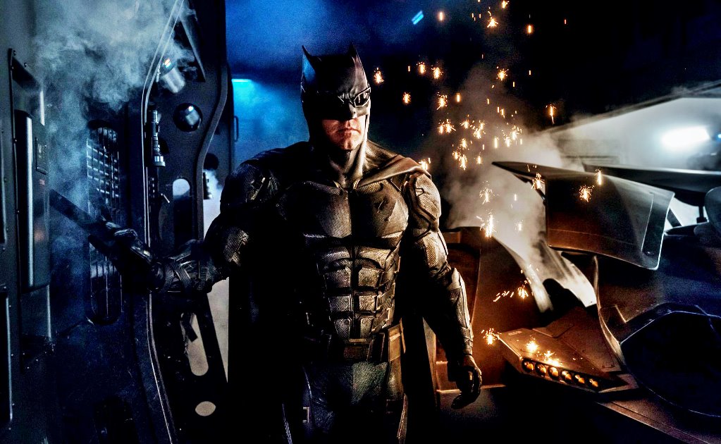 Publican imagen del nuevo traje de Batman