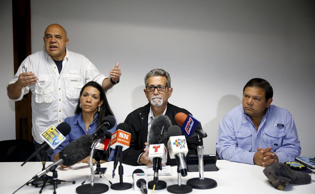 Oposición iniciará campaña para deponer a Maduro